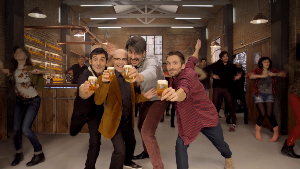 Spot Estrella Galicia – Escándalo